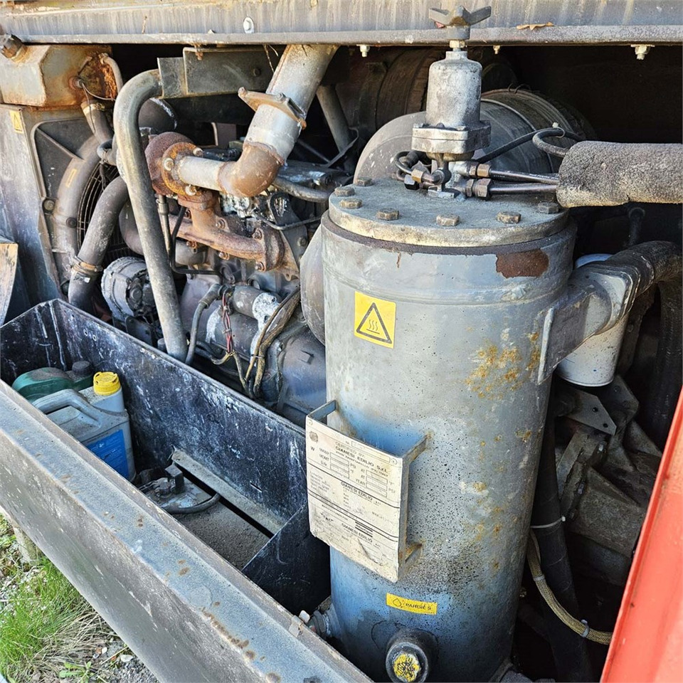 Atlas Copco XAS 146 - الضاغط: صورة 4 Atlas Copco XAS 146 - الضاغط: صورة 4