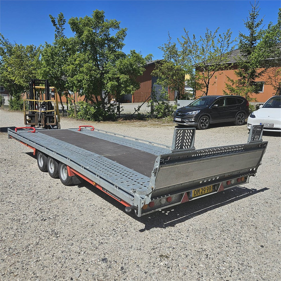 Brian James T6 Transporter - مقطورة سيارة: صورة 4 Brian James T6 Transporter - مقطورة سيارة: صورة 4