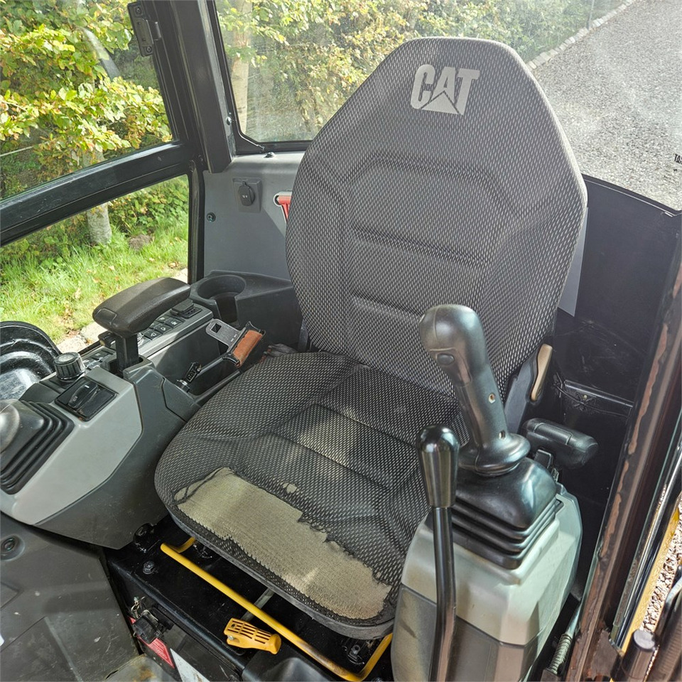 Caterpillar 301.8 Caterpillar 301.8: صورة 10 Caterpillar 301.8 Caterpillar 301.8: صورة 10