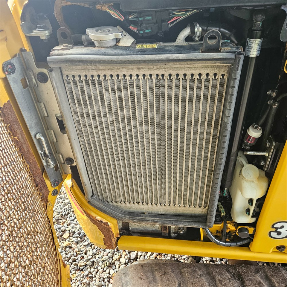 Caterpillar 301.8 Caterpillar 301.8: صورة 35 Caterpillar 301.8 Caterpillar 301.8: صورة 35