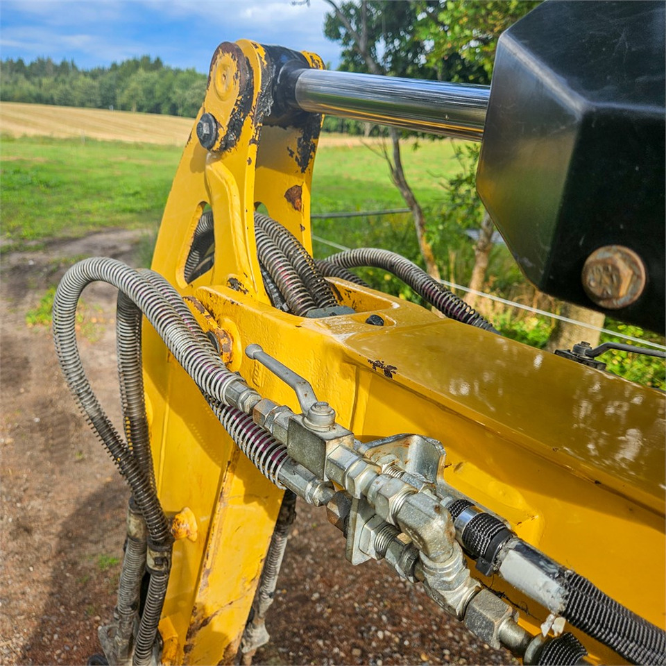 Caterpillar 301.8 Caterpillar 301.8: صورة 25 Caterpillar 301.8 Caterpillar 301.8: صورة 25