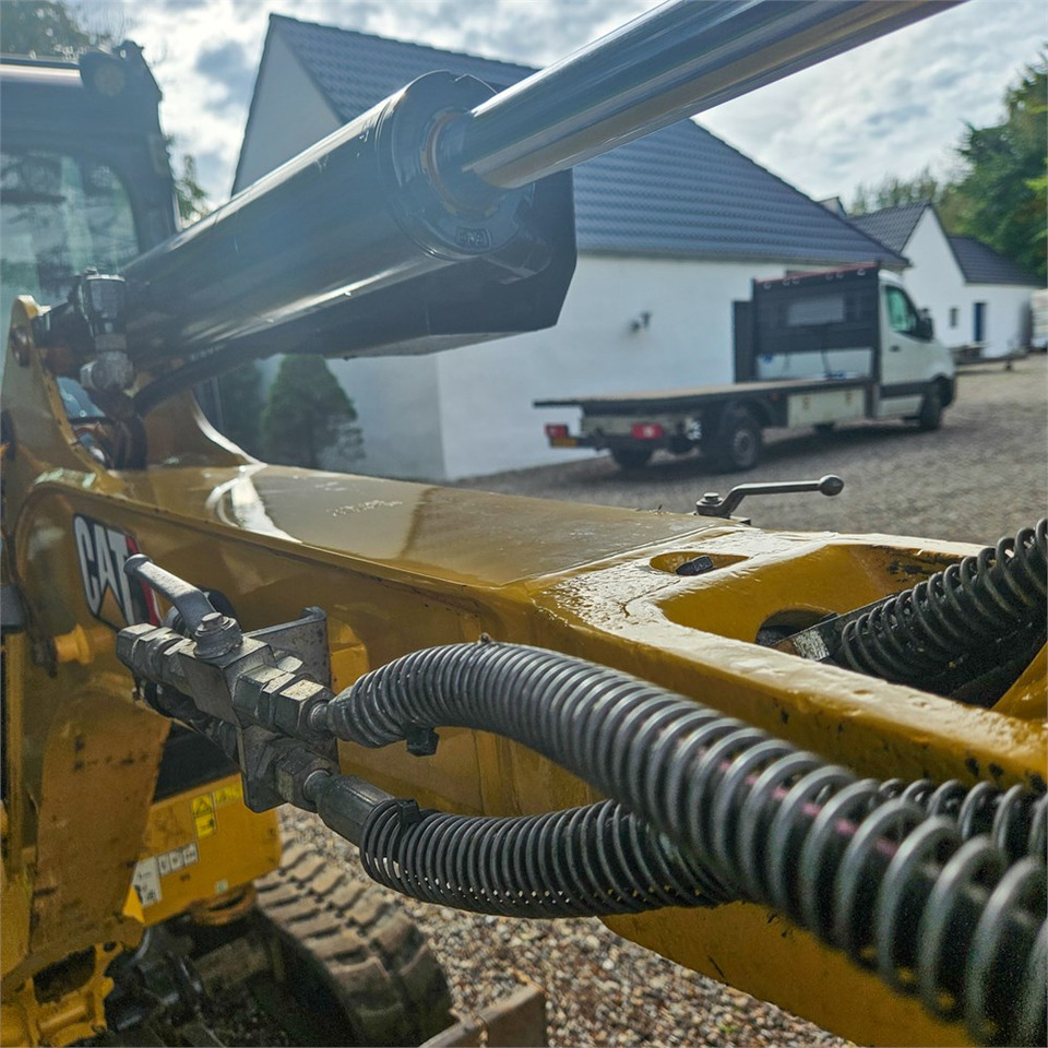 Caterpillar 301.8 Caterpillar 301.8: صورة 27 Caterpillar 301.8 Caterpillar 301.8: صورة 27