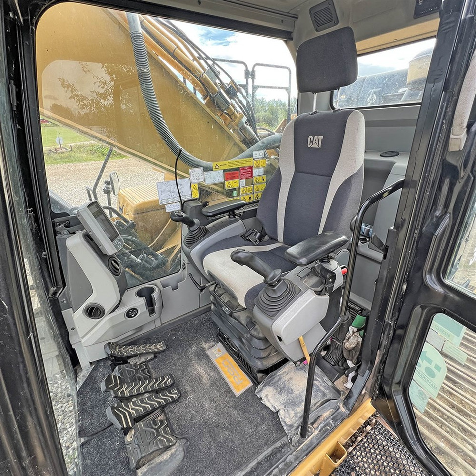 حفار زحاف Caterpillar 352 F LRE: صورة 25