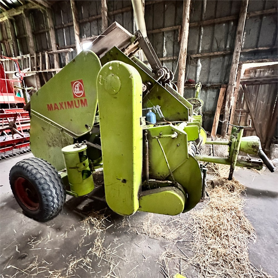 Claas Maximum - معدات تيبيس التبن: صورة 4 Claas Maximum - معدات تيبيس التبن: صورة 4