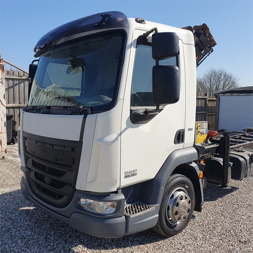 DAF 45.180 - شاحنة هيكل كابينة, شاحنة كرين: صورة 5 DAF 45.180 - شاحنة هيكل كابينة, شاحنة كرين: صورة 5