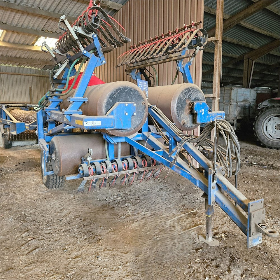 Dalbo MAXIROLL 630 Greenline - آلة البذار متعددة الوظائف: صورة 1 Dalbo MAXIROLL 630 Greenline - آلة البذار متعددة الوظائف: صورة 1