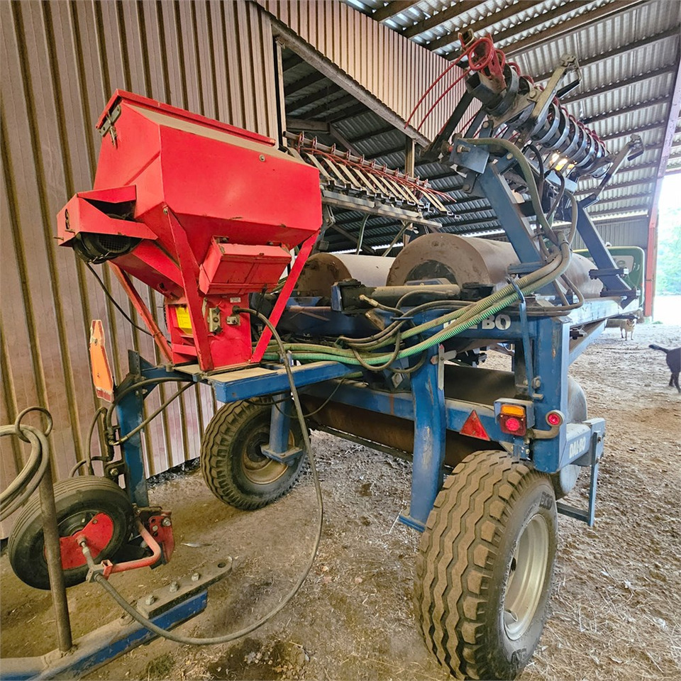 Dalbo MAXIROLL 630 Greenline - آلة البذار متعددة الوظائف: صورة 4 Dalbo MAXIROLL 630 Greenline - آلة البذار متعددة الوظائف: صورة 4