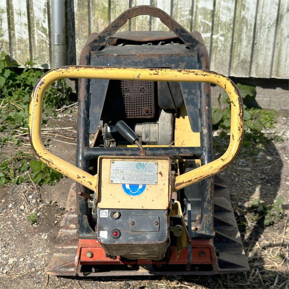 لوحة اهتزازية Dynapac LG500: صورة 9 لوحة اهتزازية Dynapac LG500: صورة 9