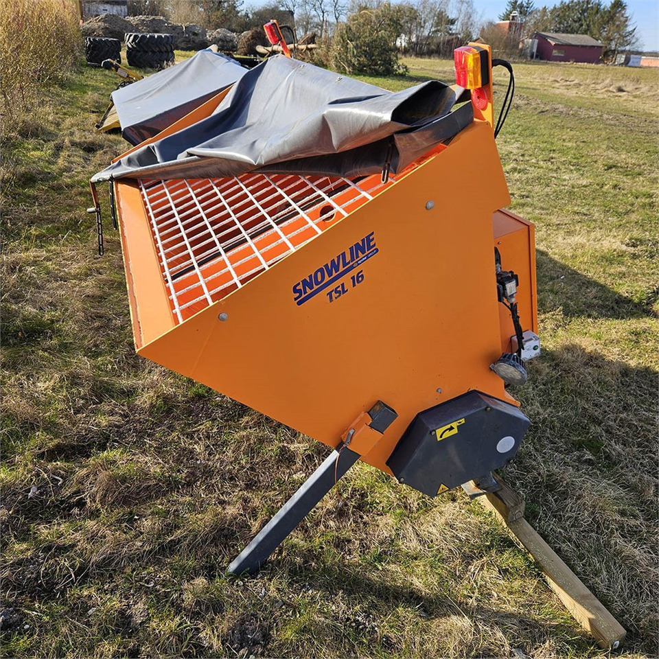 Epoke SNOWLINE TSL 16 - مفرشة الرمل/ الملح: صورة 1 Epoke SNOWLINE TSL 16 - مفرشة الرمل/ الملح: صورة 1