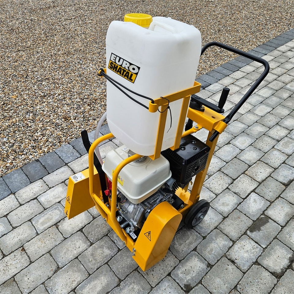 Euro Shatal CS 454M - آلة أسفلت: صورة 1 Euro Shatal CS 454M - آلة أسفلت: صورة 1