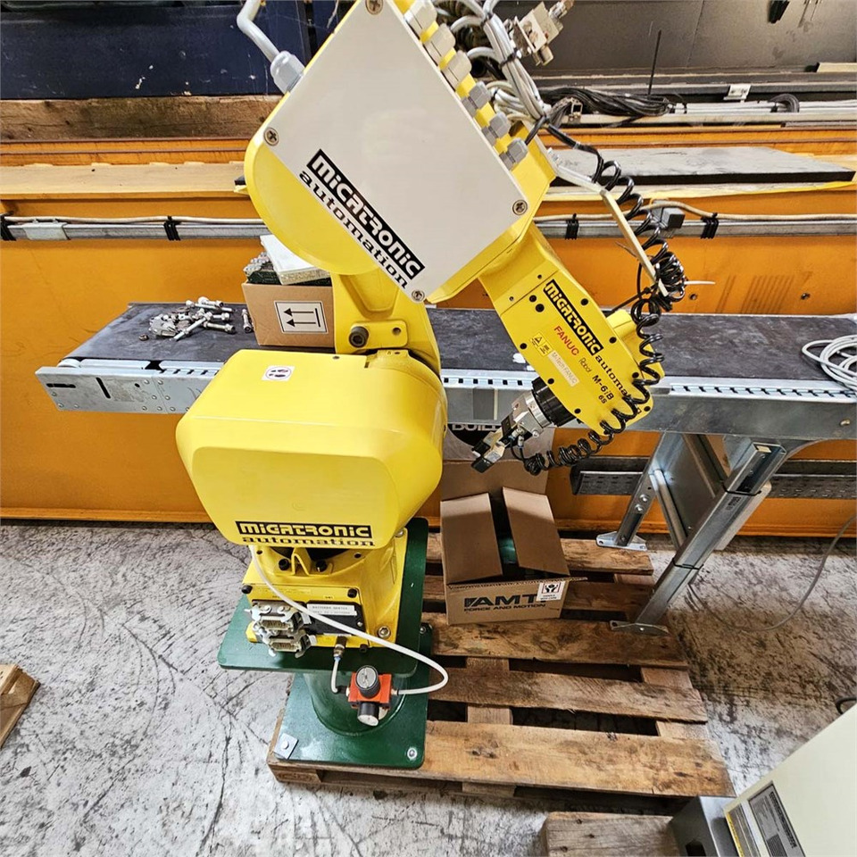 Fanuc M-6iB 6S - معدات صناعية: صورة 1 Fanuc M-6iB 6S - معدات صناعية: صورة 1