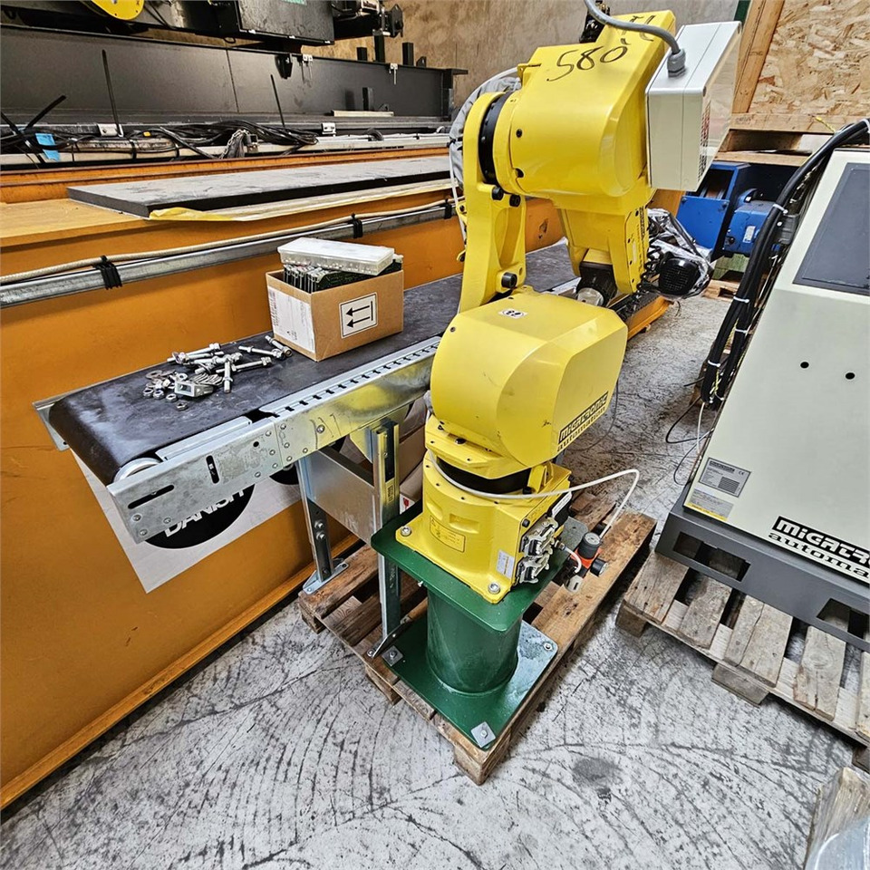 Fanuc M-6iB 6S - معدات صناعية: صورة 2 Fanuc M-6iB 6S - معدات صناعية: صورة 2