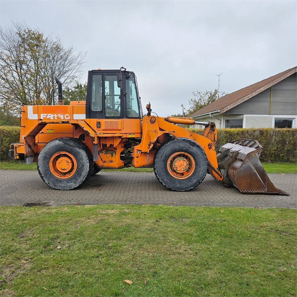 Fiat-Allis FR130 - اللودر بعجل: صورة 3 Fiat-Allis FR130 - اللودر بعجل: صورة 3