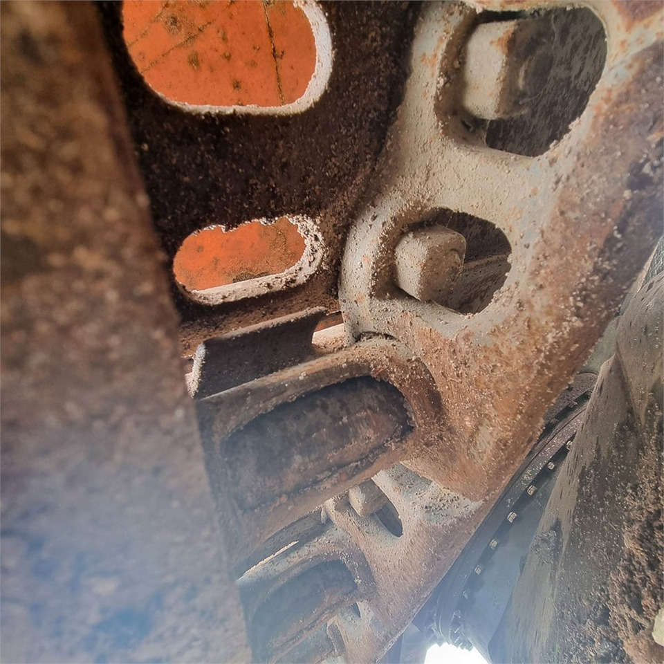 حفار زحاف Fiat-Hitachi EX285 LC: صورة 44