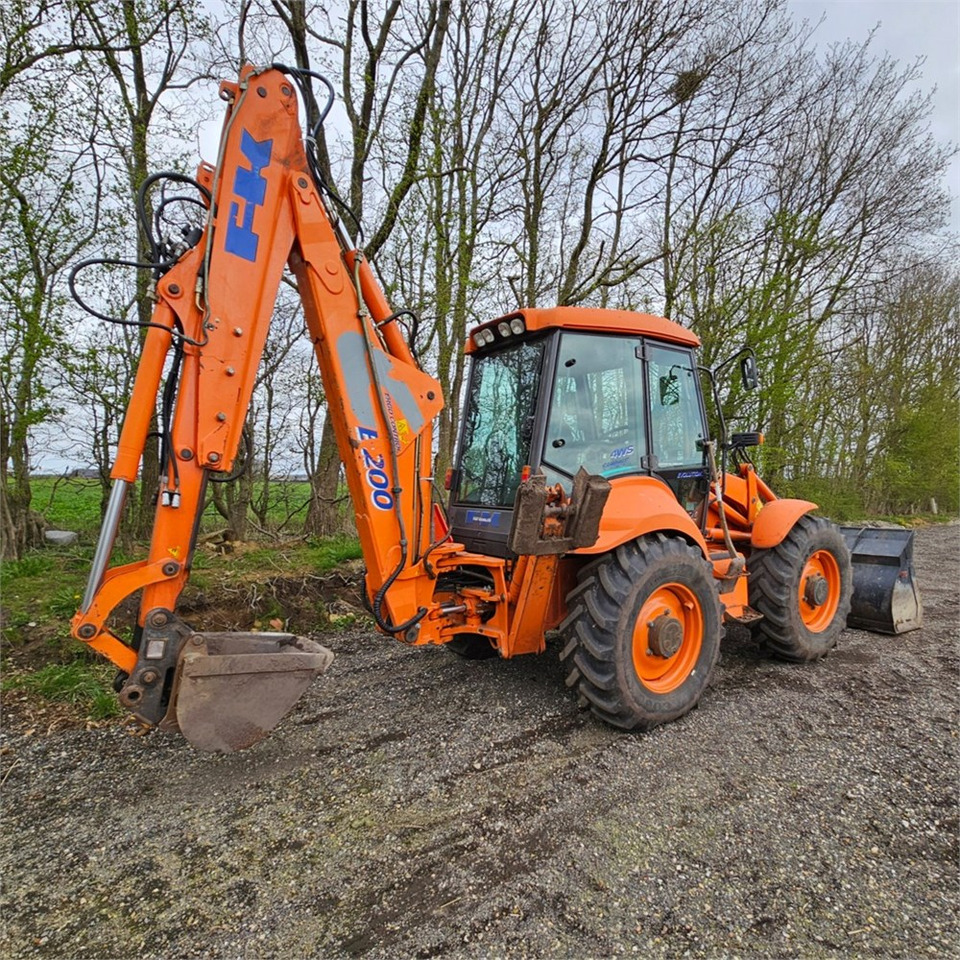 Fiat-Kobelco B200 4PS - جرافة حفار: صورة 3 Fiat-Kobelco B200 4PS - جرافة حفار: صورة 3
