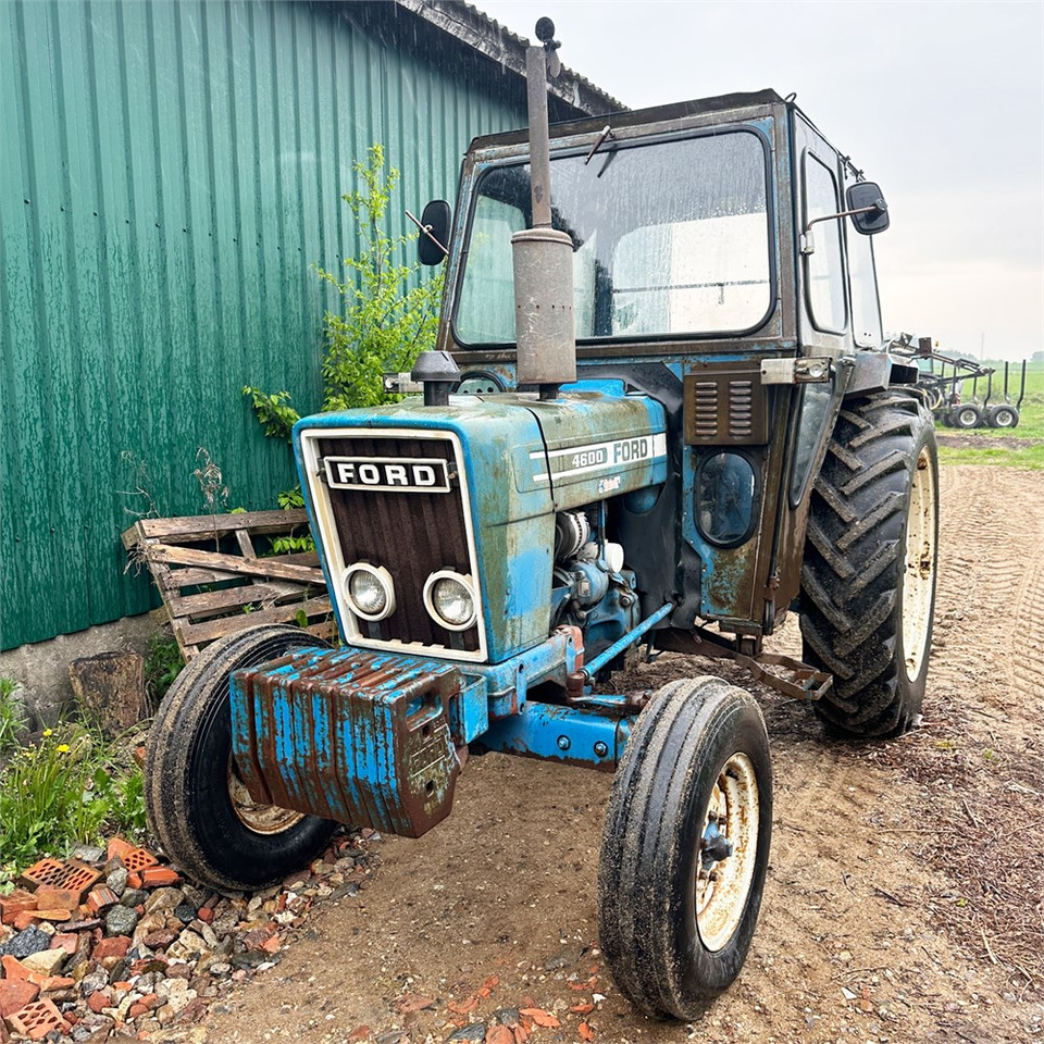 Ford 4600 - جرار: صورة 2 Ford 4600 - جرار: صورة 2
