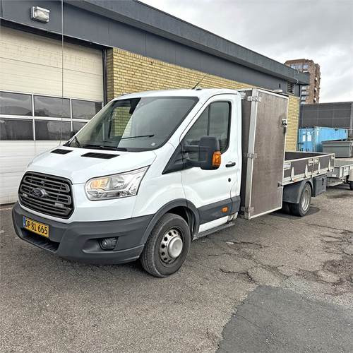 Ford Transit 2.2 TDCi (155HK) Chassis RWD Man - شاحنات مسطحة: صورة 4 Ford Transit 2.2 TDCi (155HK) Chassis RWD Man - شاحنات مسطحة: صورة 4