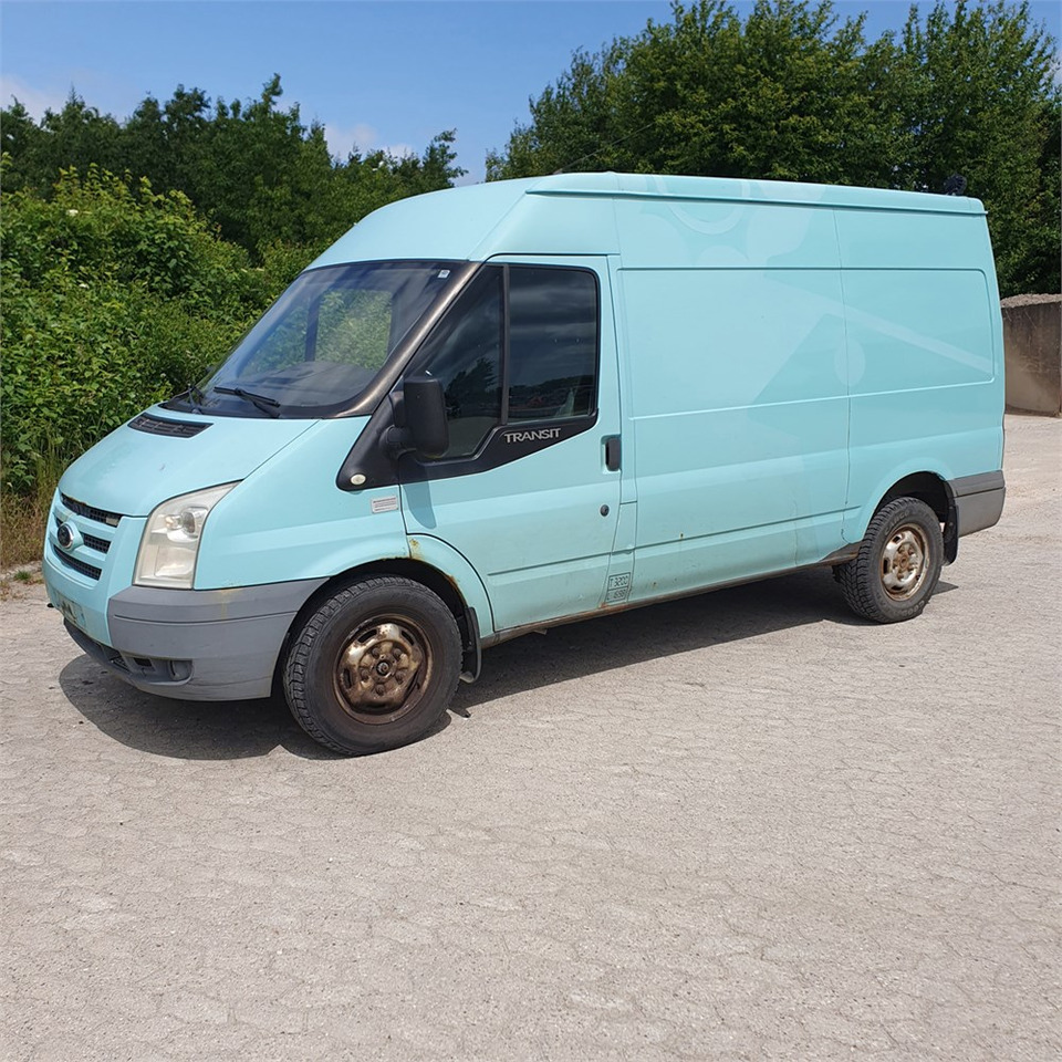 Ford Transit Van 2,4 Tdci 350m Rwd - فان: صورة 1 Ford Transit Van 2,4 Tdci 350m Rwd - فان: صورة 1