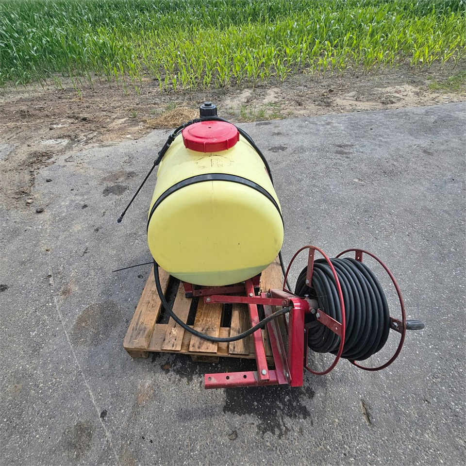 Hardi PU-200 - آلة: صورة 4 Hardi PU-200 - آلة: صورة 4