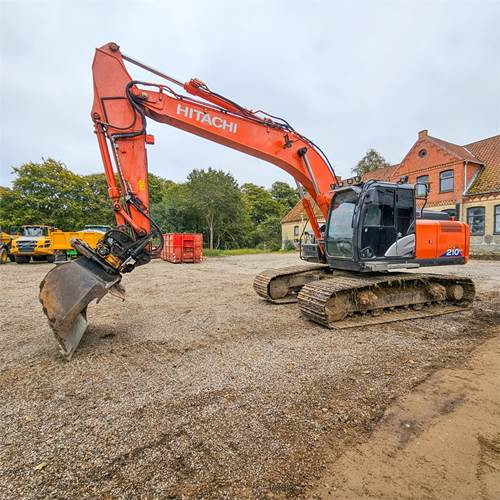 Hitachi ZX210 LC-6 - حفار زحاف: صورة 3 Hitachi ZX210 LC-6 - حفار زحاف: صورة 3