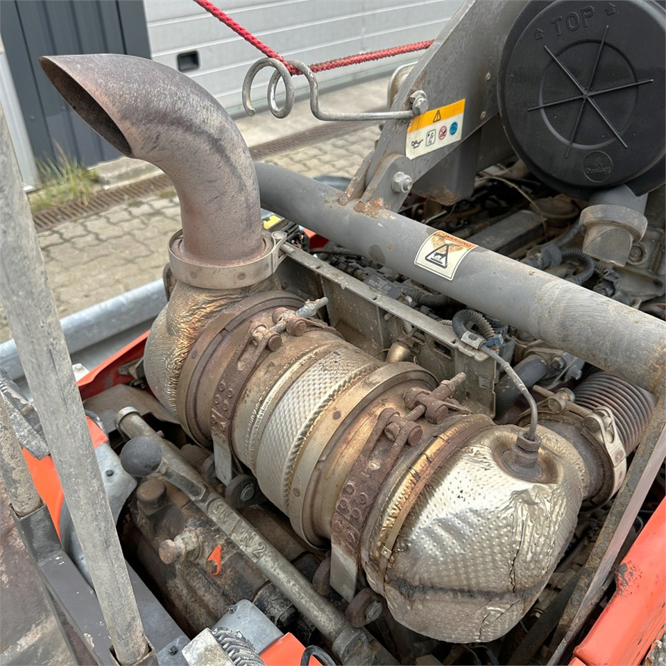 معدات الخرسانة Husqvarna FS7000 D: صورة 18