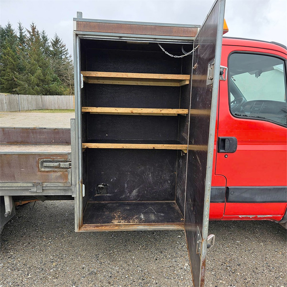 شاحنات مسطحة Iveco Stralis C35: صورة 19