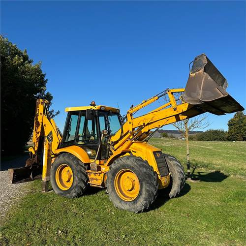 JCB 4CX - جرافة حفار: صورة 1 JCB 4CX - جرافة حفار: صورة 1