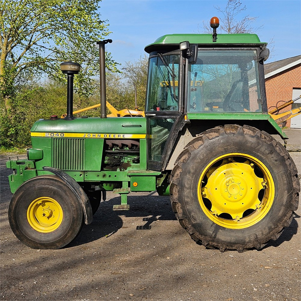 John Deere 2040 - جرار: صورة 3 John Deere 2040 - جرار: صورة 3