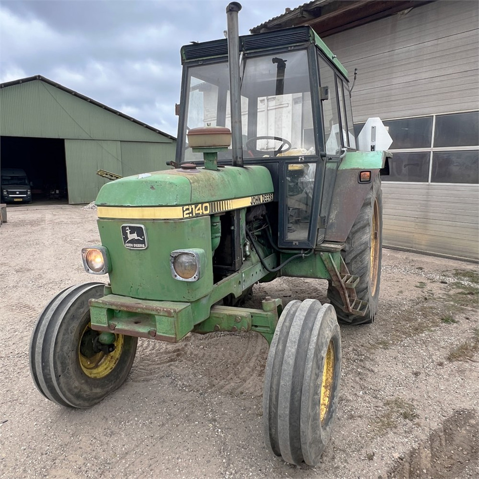 John Deere 2140 - جرار: صورة 4 John Deere 2140 - جرار: صورة 4