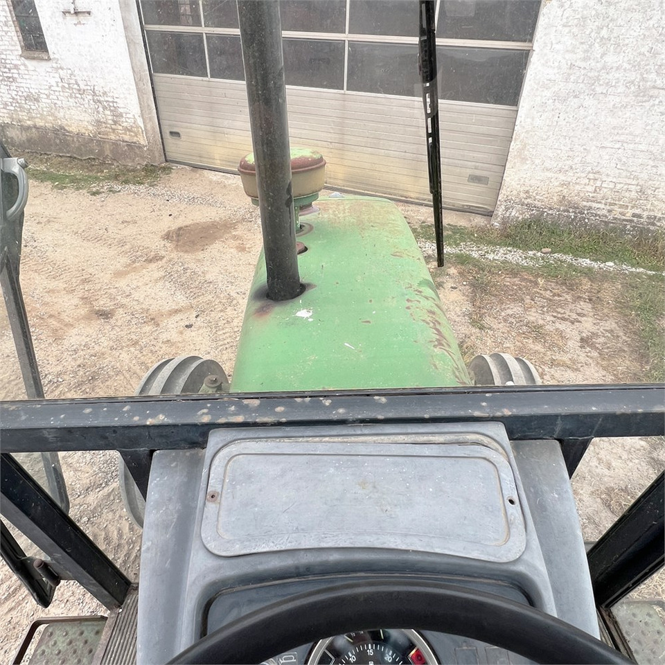 جرار John Deere 2140: صورة 25
