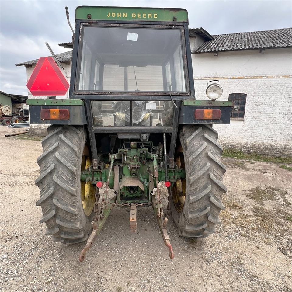 جرار John Deere 2140: صورة 11