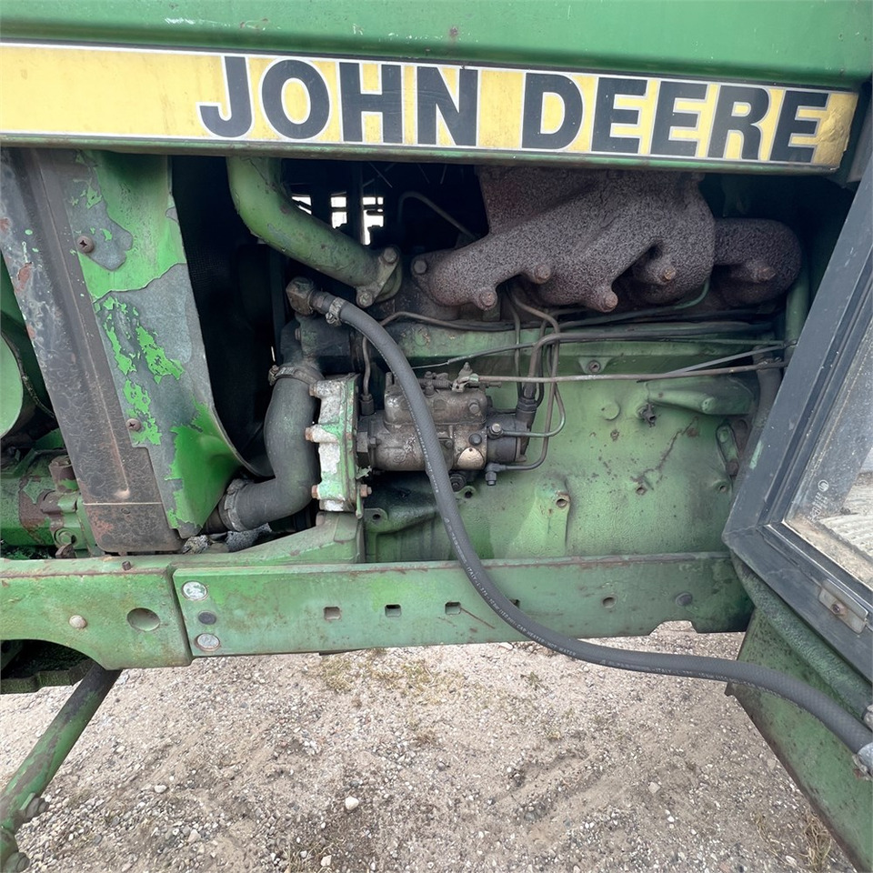 جرار John Deere 2140: صورة 30