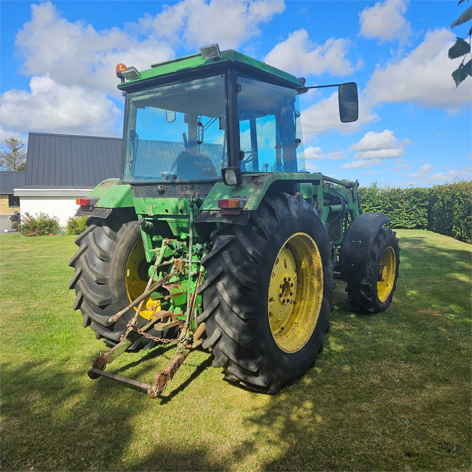 John Deere 3140 - جرار: صورة 4 John Deere 3140 - جرار: صورة 4