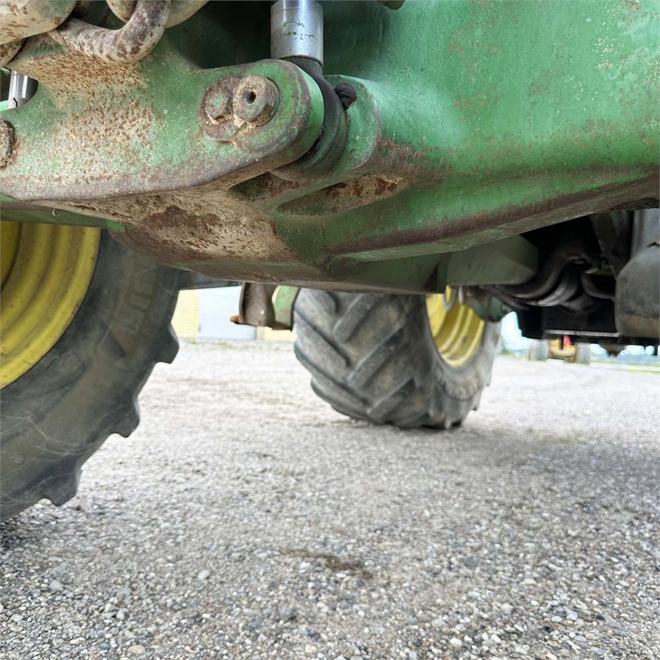 جرار John Deere 7530: صورة 37