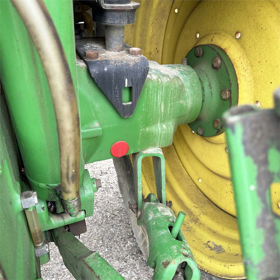 جرار John Deere 7530: صورة 32