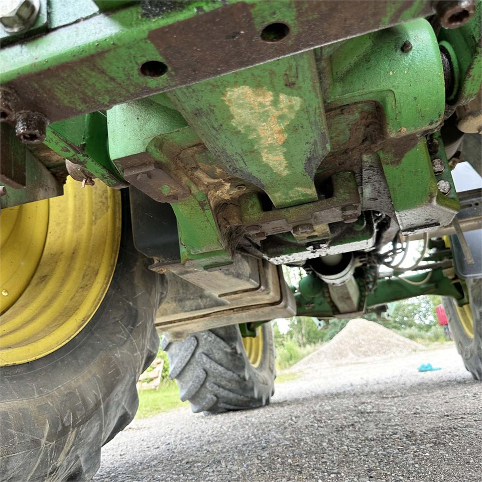 جرار John Deere 7530: صورة 39