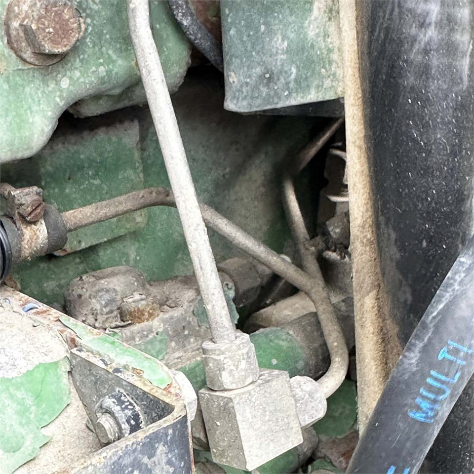 جرار John Deere 7530: صورة 24