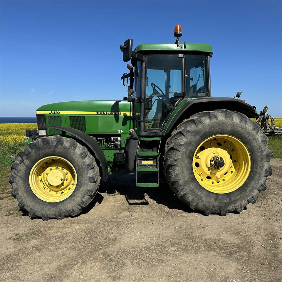 John Deere 7810 - جرار: صورة 4 John Deere 7810 - جرار: صورة 4