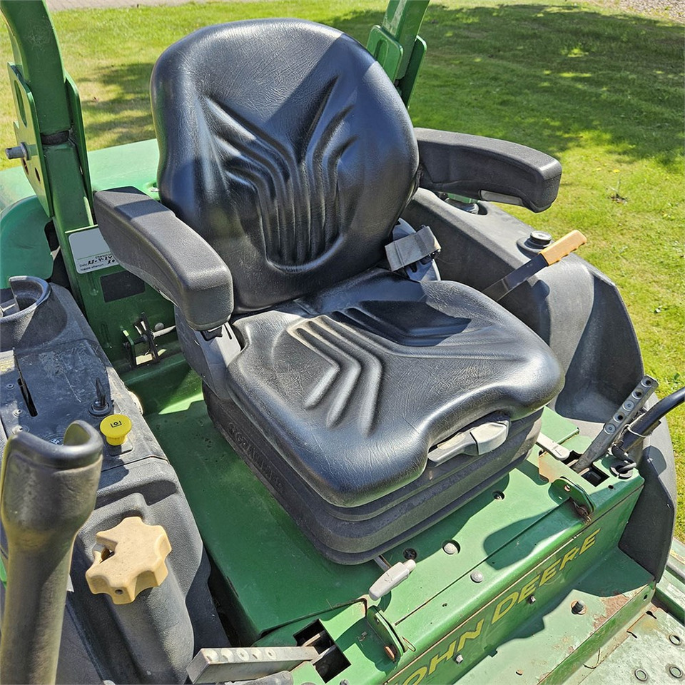 جزازة أعشاب الحدائق John Deere Z997R 60RD: صورة 10