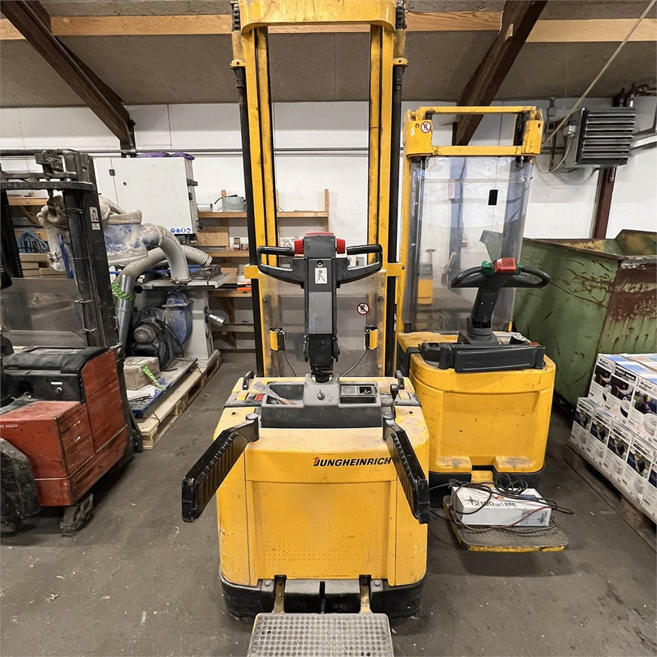 Jungheinrich Hawker Perfect Plus 3 PzB 300 - شاحنة باليت: صورة 3 Jungheinrich Hawker Perfect Plus 3 PzB 300 - شاحنة باليت: صورة 3