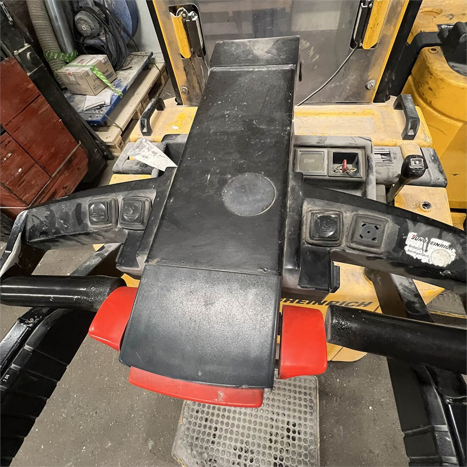 شاحنة باليت Jungheinrich Hawker Perfect Plus 3 PzB 300: صورة 16 شاحنة باليت Jungheinrich Hawker Perfect Plus 3 PzB 300: صورة 16