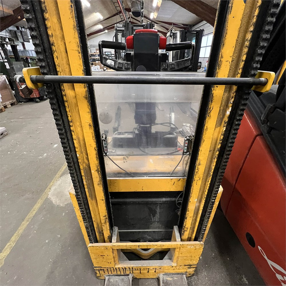 شاحنة باليت Jungheinrich Hawker Perfect Plus 3 PzB 300: صورة 10 شاحنة باليت Jungheinrich Hawker Perfect Plus 3 PzB 300: صورة 10