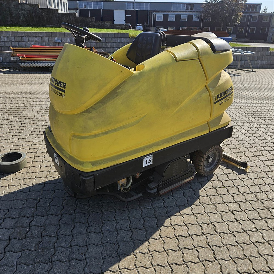 Kärcher BR 100/250 R BP PAC - ماكينة تنظيف: صورة 2 Kärcher BR 100/250 R BP PAC - ماكينة تنظيف: صورة 2