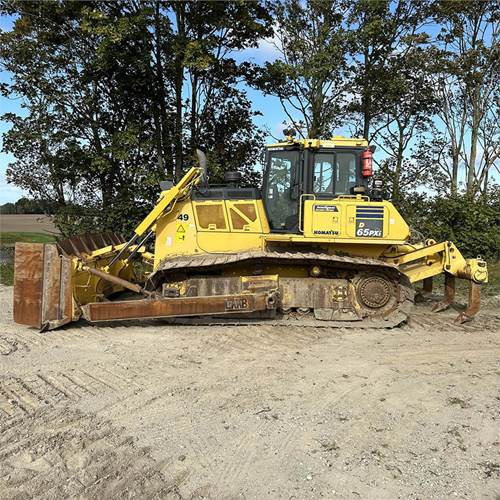Komatsu D65 PXI-18 - جرافة: صورة 3 Komatsu D65 PXI-18 - جرافة: صورة 3