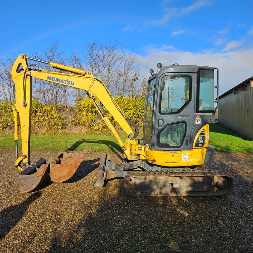 Komatsu PC35MR-3 - حفارة مُصَّغرة: صورة 3 Komatsu PC35MR-3 - حفارة مُصَّغرة: صورة 3