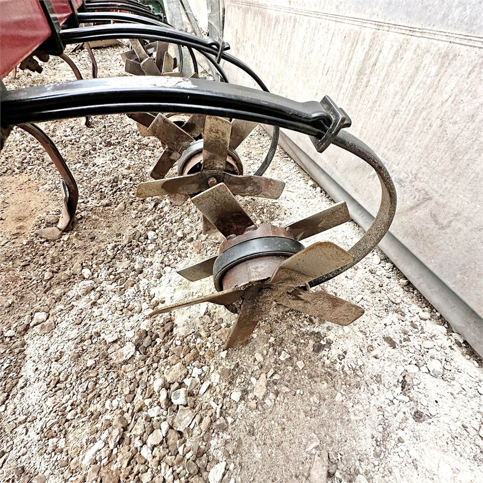 Kongskilde Vibroflex 4300 - المحراث: صورة 4 Kongskilde Vibroflex 4300 - المحراث: صورة 4