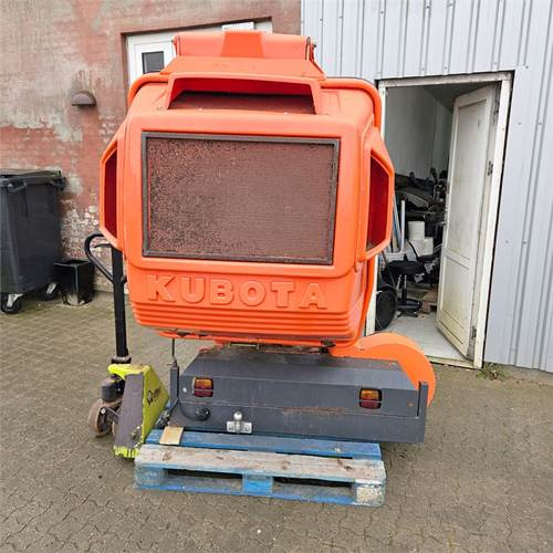 Kubota Græsopsamler - معدات الحدائق: صورة 4 Kubota Græsopsamler - معدات الحدائق: صورة 4