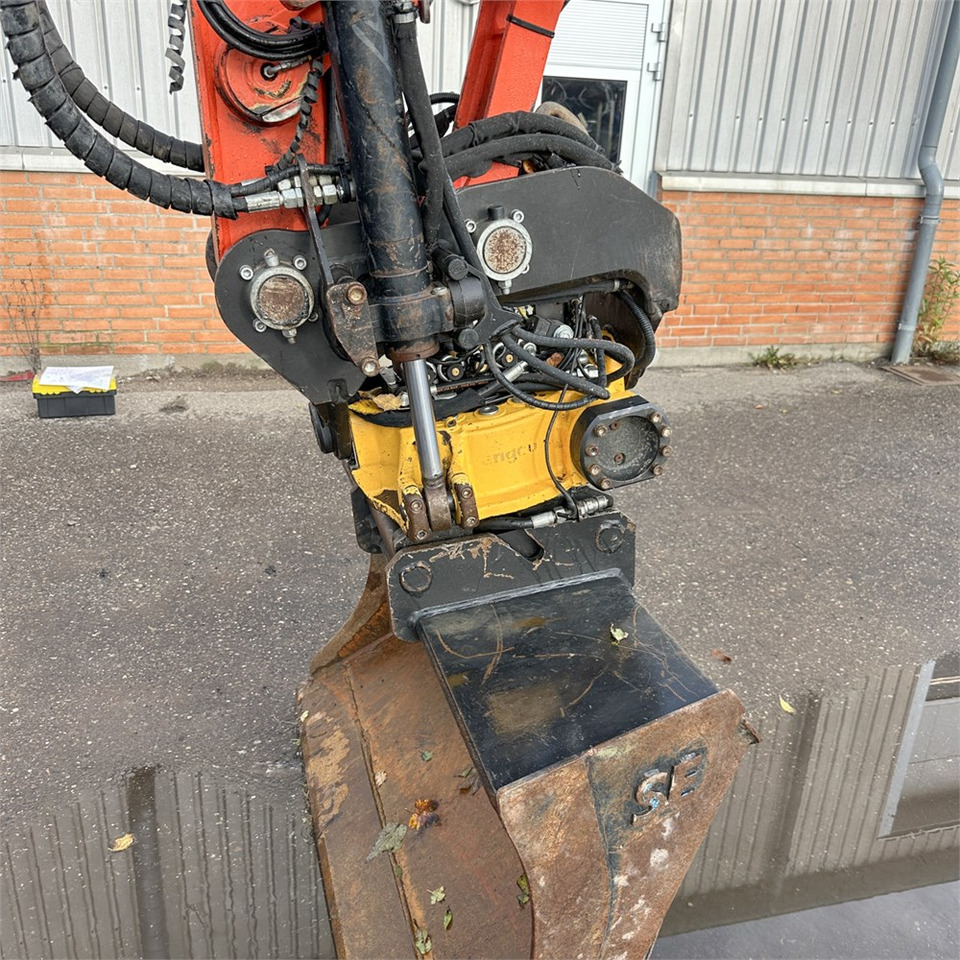 حفارة مُصَّغرة Kubota KX080-4 A2: صورة 32 حفارة مُصَّغرة Kubota KX080-4 A2: صورة 32