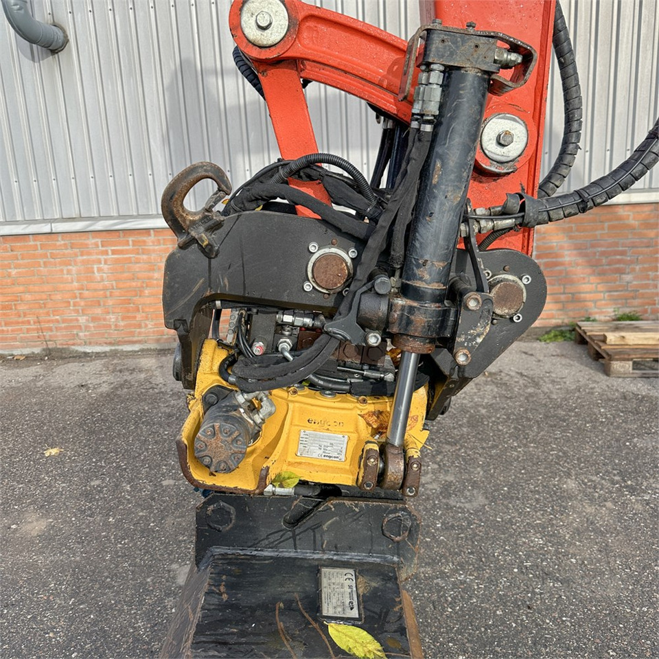 حفارة مُصَّغرة Kubota KX080-4 A2: صورة 37 حفارة مُصَّغرة Kubota KX080-4 A2: صورة 37