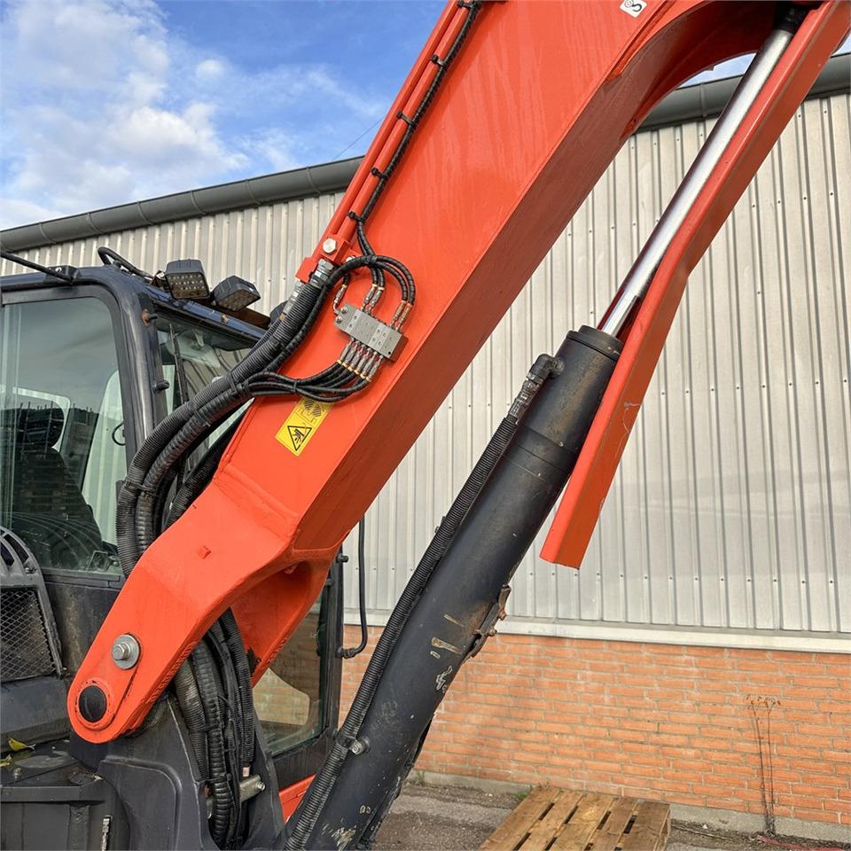 حفارة مُصَّغرة Kubota KX080-4 A2: صورة 27 حفارة مُصَّغرة Kubota KX080-4 A2: صورة 27